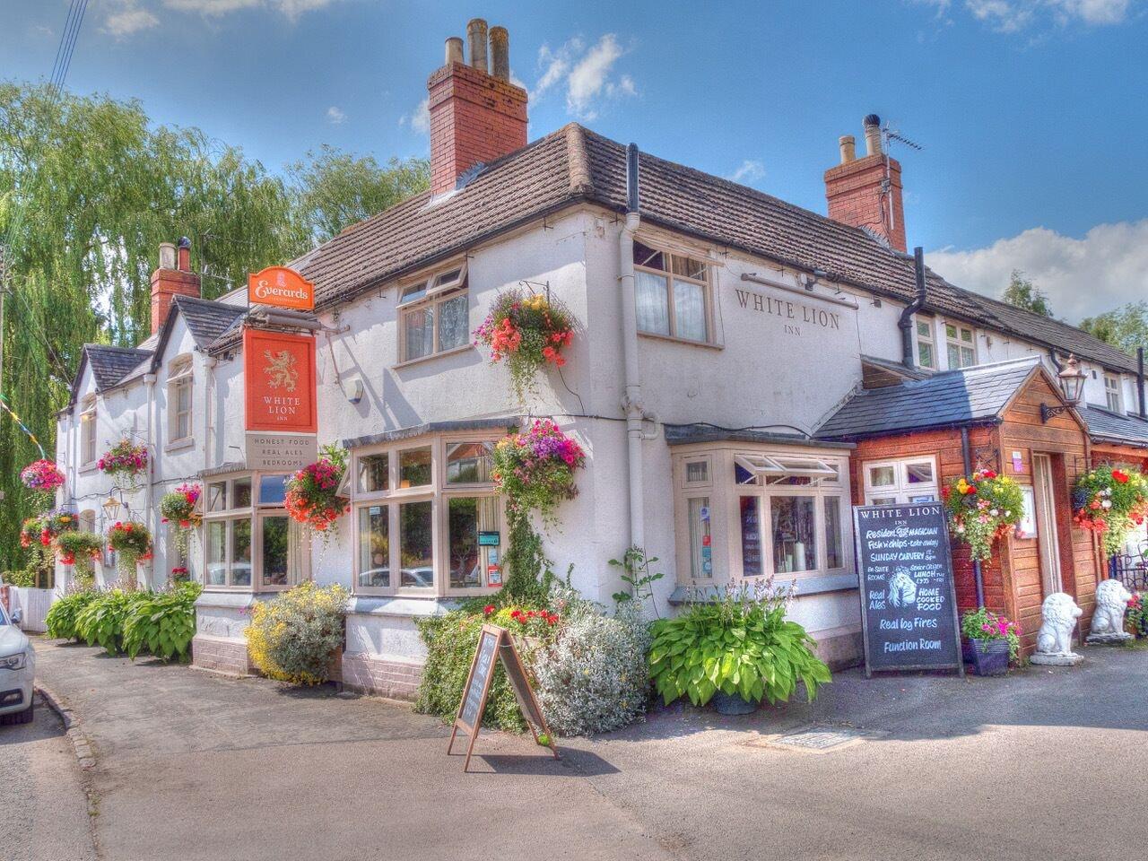 The White Lion Inn Oakham Esterno foto