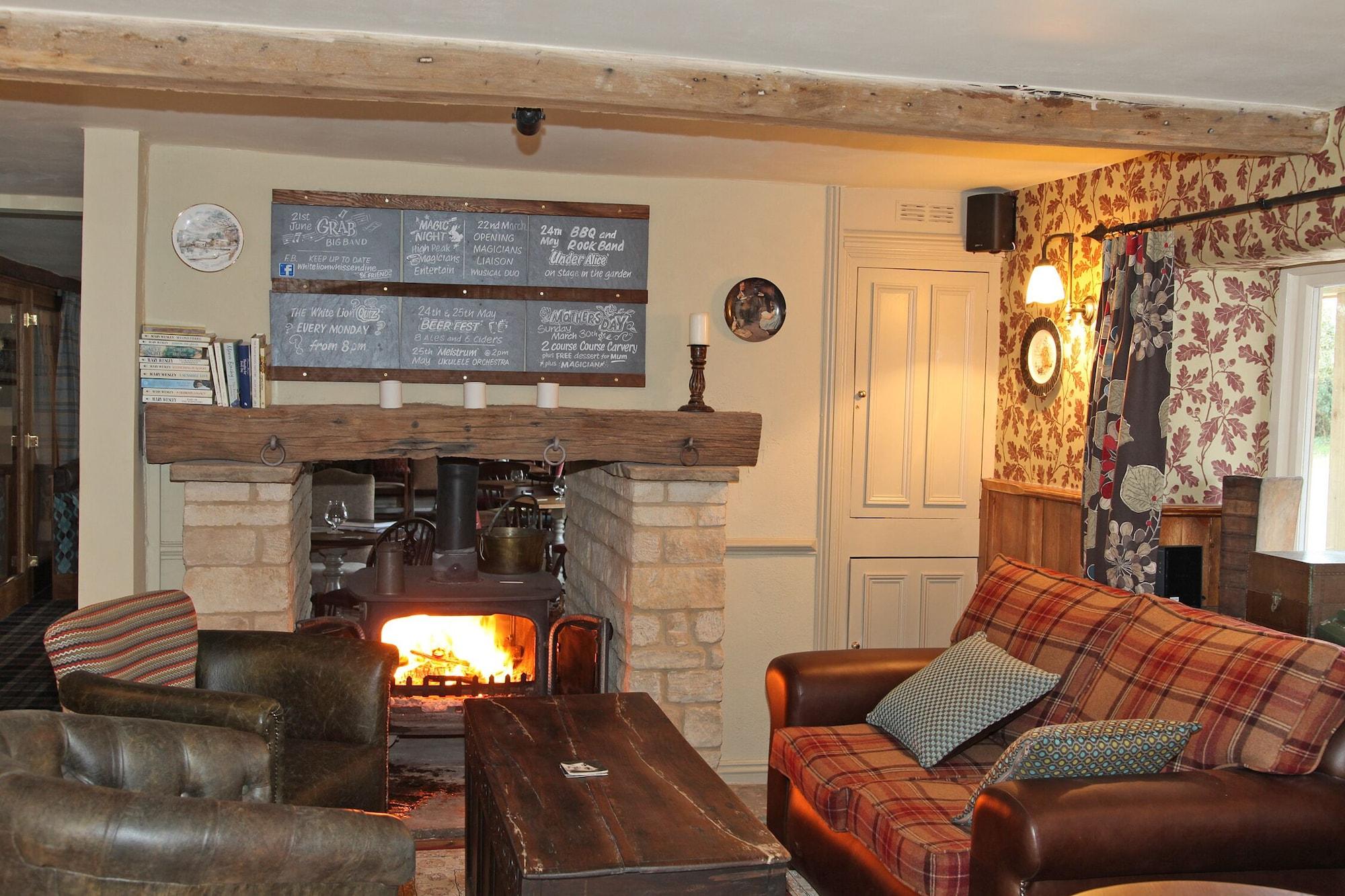 The White Lion Inn Oakham Esterno foto