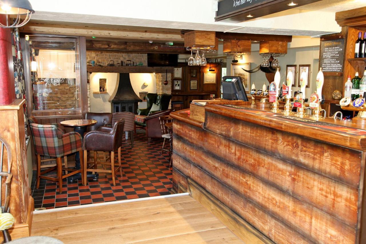 The White Lion Inn Oakham Esterno foto